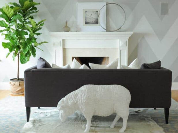 How to Mix Patterns and Textures Like a Pro