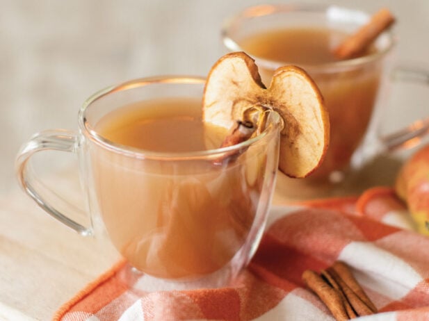 Canadian Hot Apple Cider
