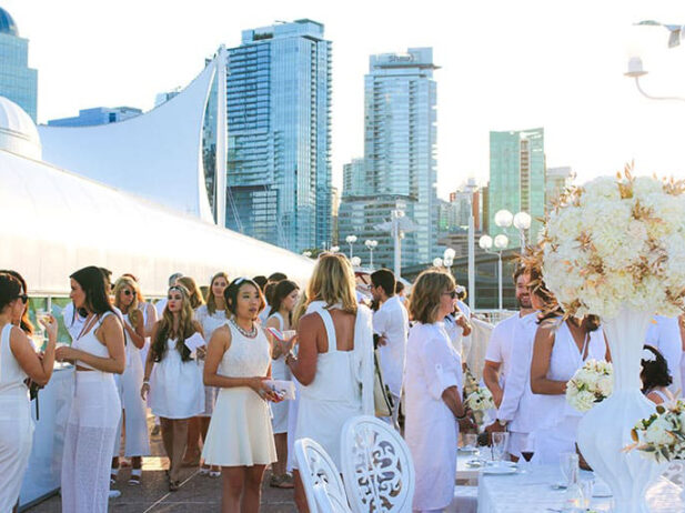 Dîner en Blanc Street Style