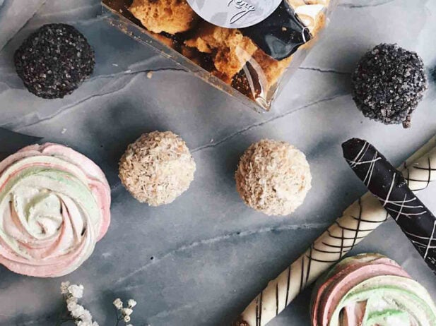 2017 Local Holiday Treats and Pastries Guide