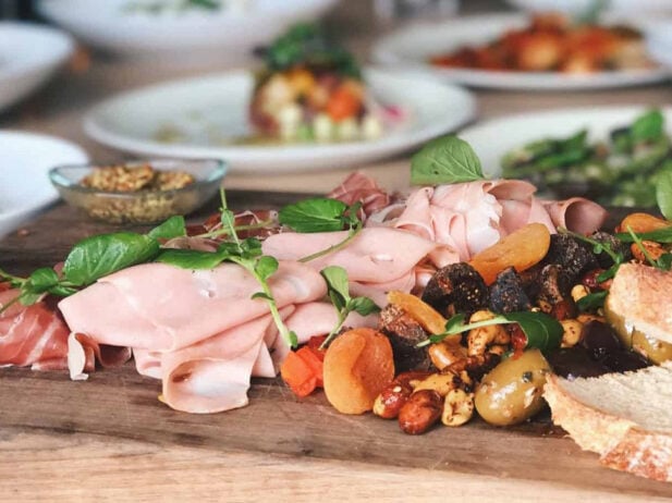 From Farm to Feast: Where to Eat Like a Local on Oahu