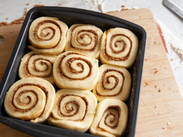 Recipe: How to Make Cinnamon Rolls From Scratch