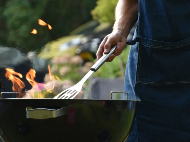 Grill & Gather: How to Host the Ultimate Outdoor BBQ