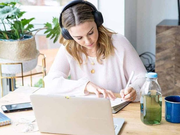 4 Ways to Refresh Your Skin and Boost Your Self-esteem