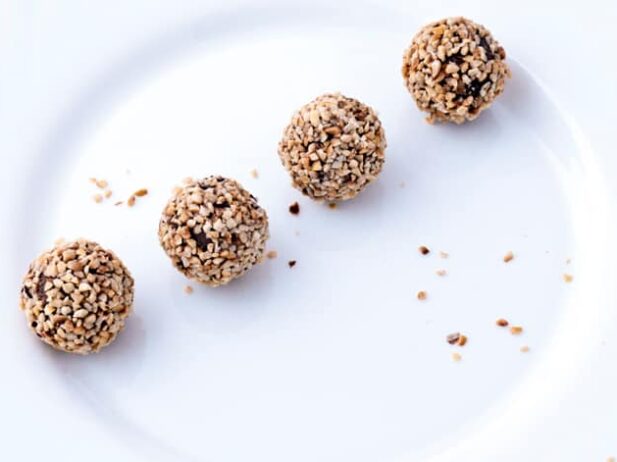 Mini Ice Cream and Toasted Almond Tartuffi
