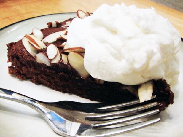 Mediterranean Almond Cake