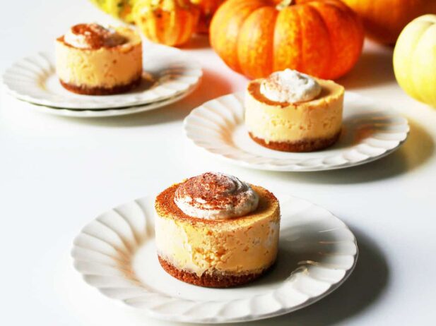 Mini Pumpkin Cheesecakes