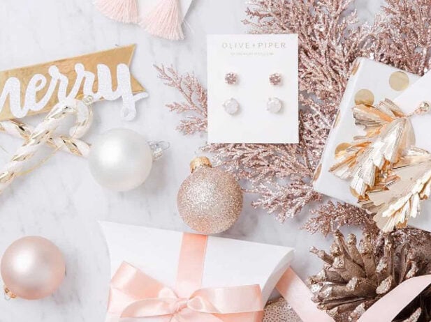 The Ultimate 2017 Gift Guide for Everyone on Your List