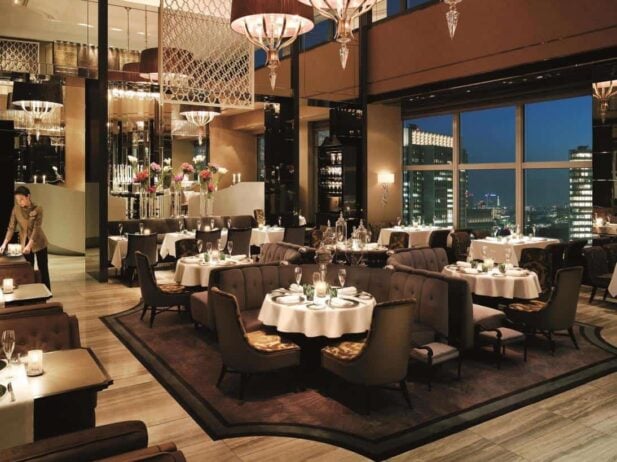 3 Must-visit Luxury Hotels in Tokyo