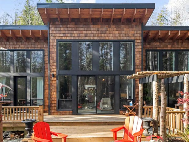 Local Getaway: Escape to a Cozy Home in Jordan River