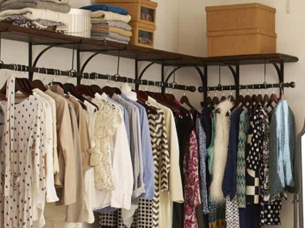 10 Ways to Minimize and Optimize Your Wardrobe