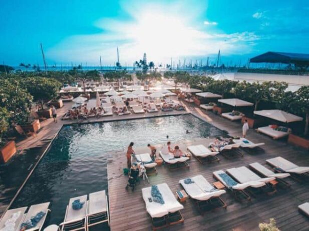 Enjoy Waikiki Like a Local